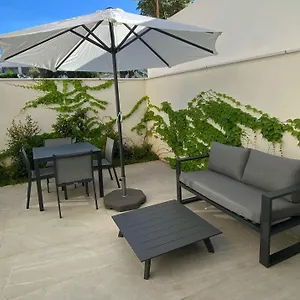 https://higuests-vacation-homes-el-naranjito-de-triana.es-andalucia.com
