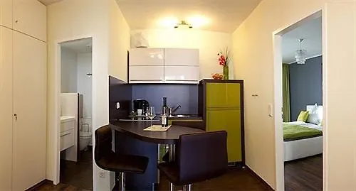 First Domizil Appartement Keulen