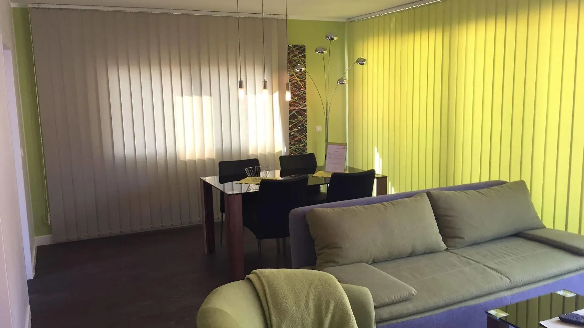 First Domizil Appartement Keulen