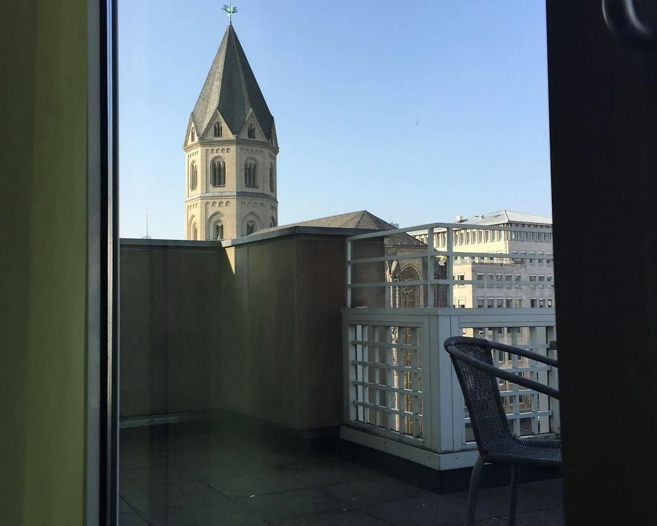 First Domizil Appartement Keulen Duitsland